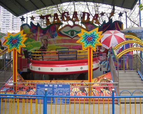 Tagada thrill ride for amusement park