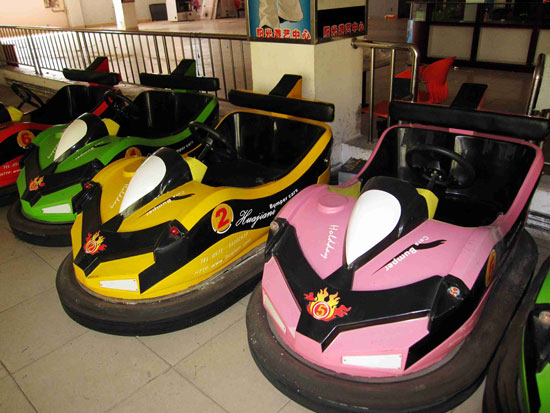 battery operated bumper cars for fun