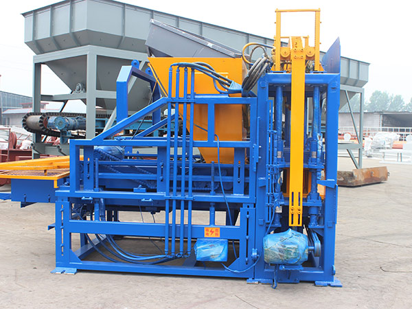 hollow block machine